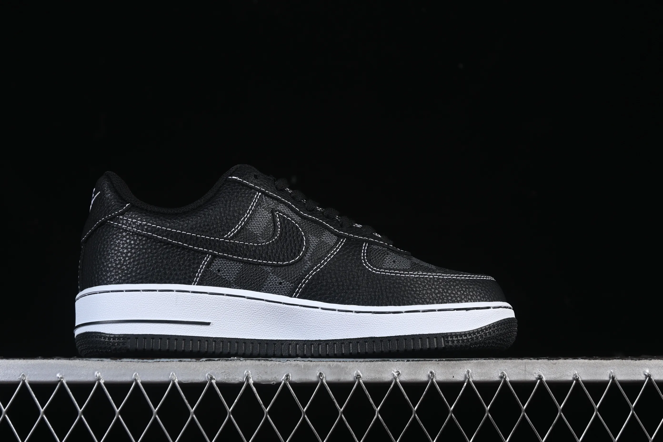 All categories Nk Air Force 1 Air Force series Nk Air Force 1 Low Air Force low-top Nike Air Force 1'07 Low LV joint checkered black pebbles Air Force 1 low-top casual sneakers CZ3986-001